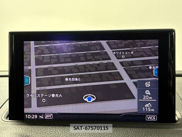Audi S3 2018-05 8685191-27