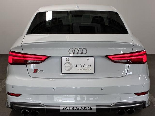 Audi S3 2018-05 8685191-5