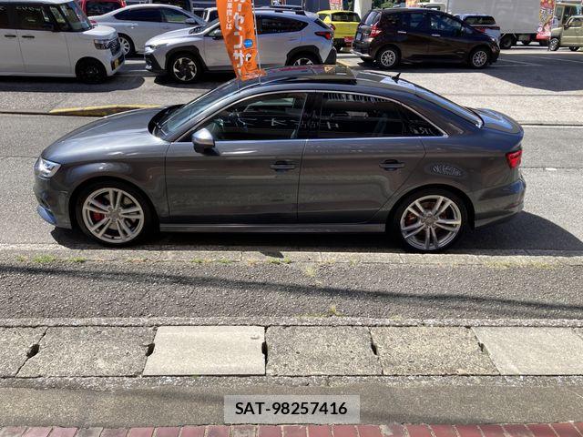 Audi S3 2020-08 8878760-5