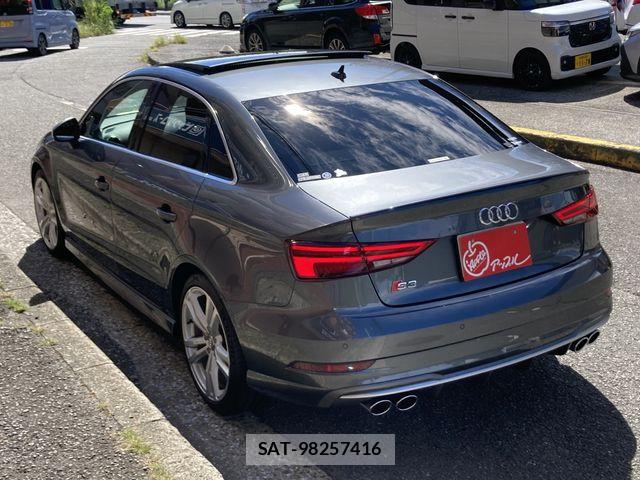 Audi S3 2020-08 8878760-6