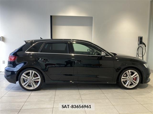 Audi S3 2017-05 687326-3