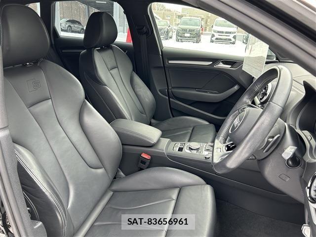 Audi S3 2017-05 687326-8