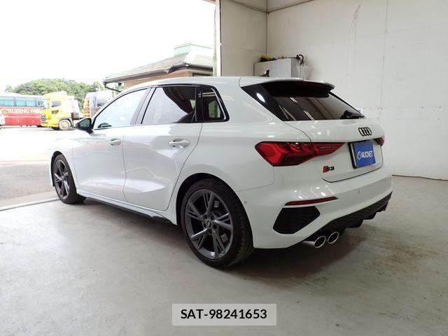 Audi S3 2022-12 1311851-2