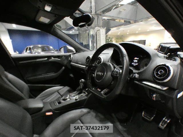 Audi S3 2015-06 4038647-11