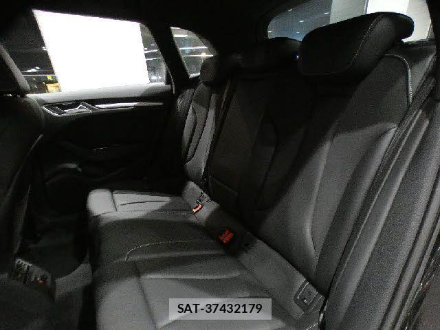 Audi S3 2015-06 4038647-4