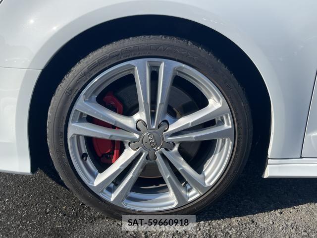 Audi S3 2021-02 4638106-8