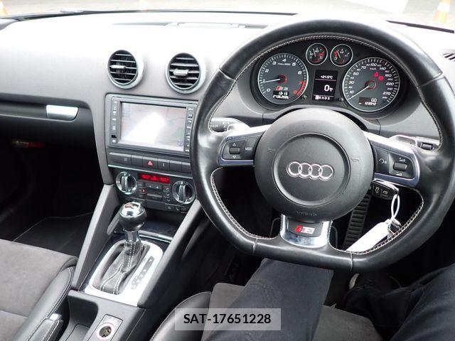 Audi S3 2009-05 7215056-14