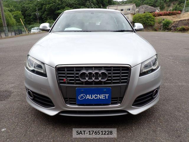 Audi S3 2009-05 7215056-4