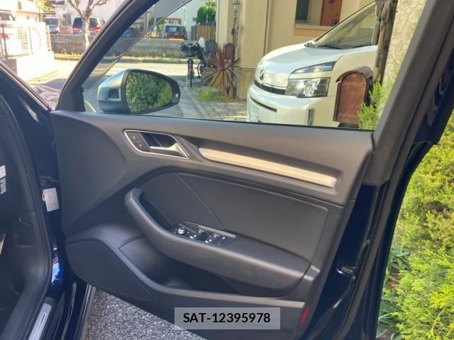 Audi S3 2018-10 7215053-10