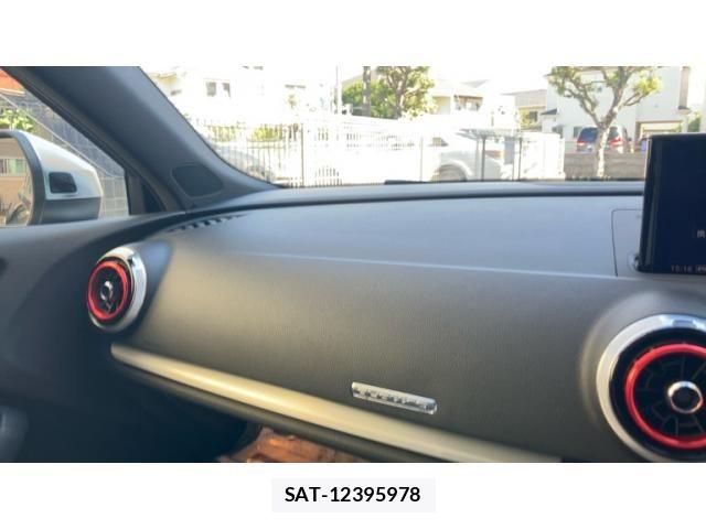 Audi S3 2018-10 7215053-22