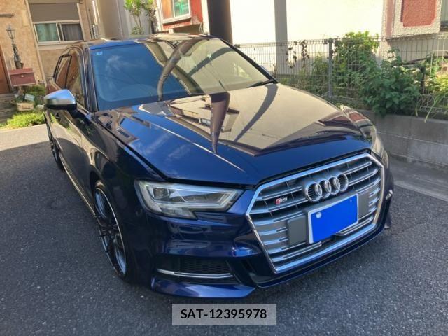 Audi S3 2018-10 7215053-2