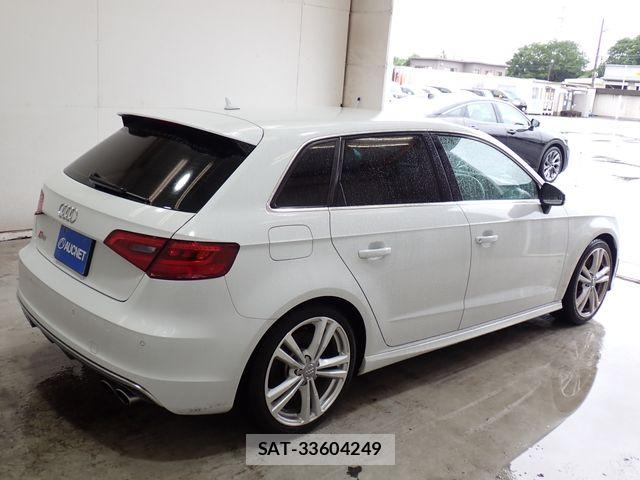 Audi S3 2015-07 7271556-7