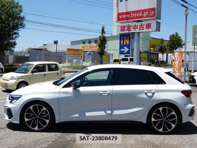 Audi S3 2023-11 7271554-5