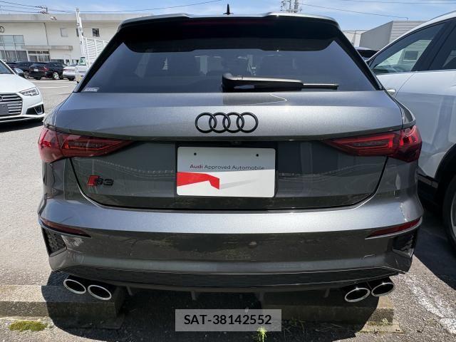 Audi S3 2023-05 7615105-18