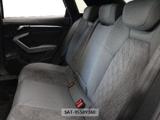 Audi S3 2021-06 7615106-17