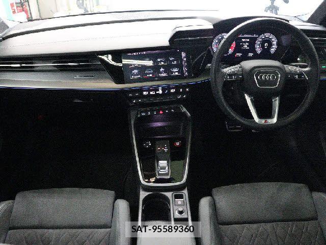 Audi S3 2021-06 7615106-1
