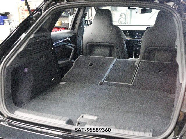 Audi S3 2021-06 7615106-6