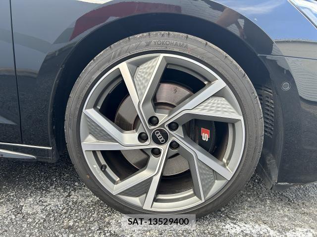 Audi S3 2021-05 7902278-12