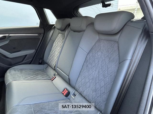 Audi S3 2021-05 7902278-14