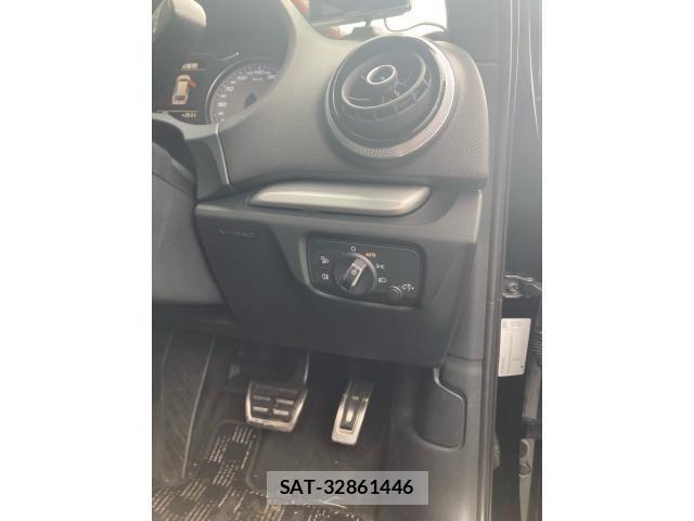 Audi S3 2016-02 8072927-11