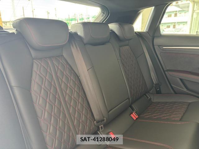 Audi S3 2025-11 8098082-4