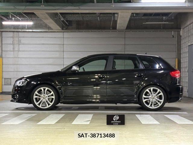 Audi S3 2010-03 8206424-17