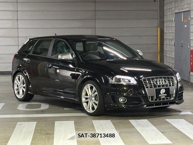 Audi S3 2010-03 8206424-19