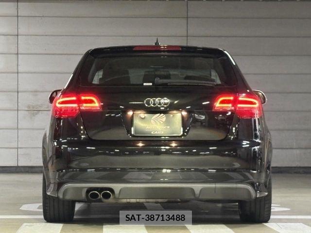 Audi S3 2010-03 8206424-21