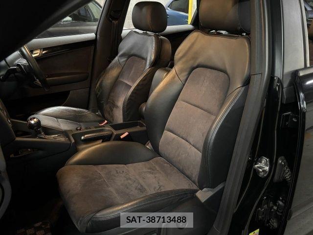 Audi S3 2010-03 8206424-7