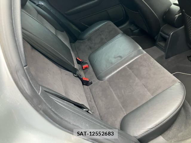 Audi S3 2009-10 8658097-13