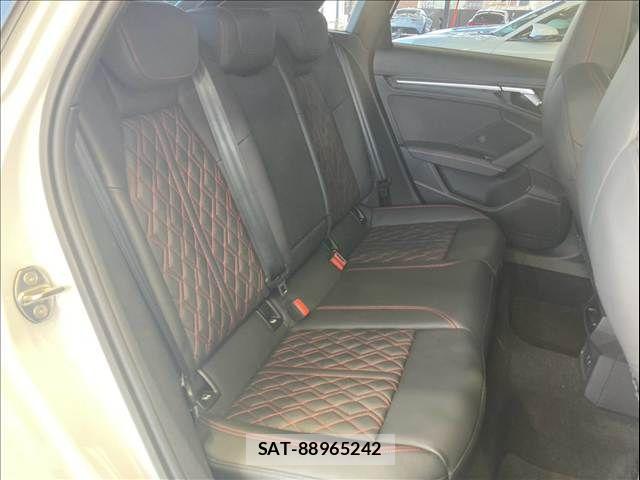 Audi S3 2024-01 8740659-11