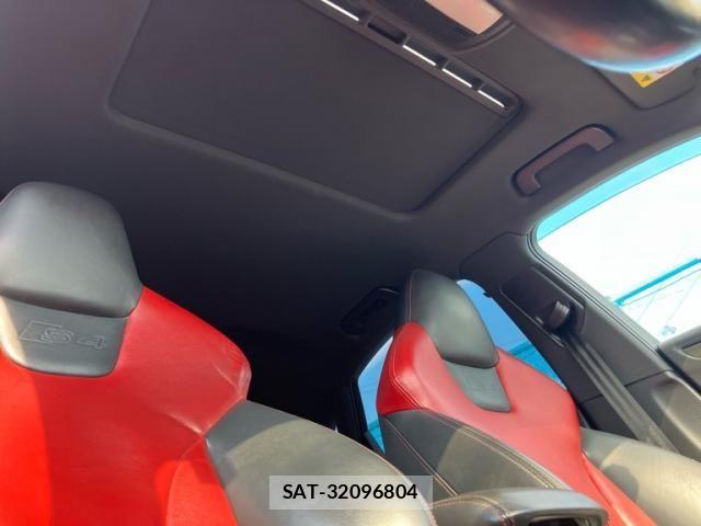 Audi S4 2012-07 7356914-13