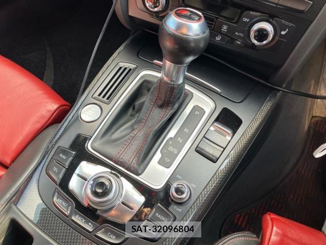 Audi S4 2012-07 7356914-18