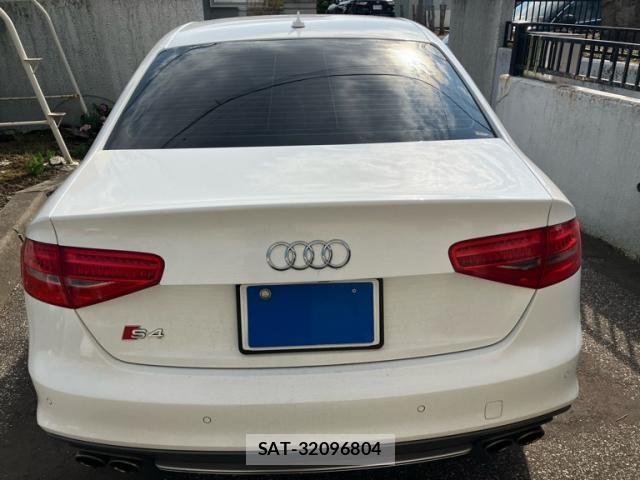 Audi S4 2012-07 7356914-4