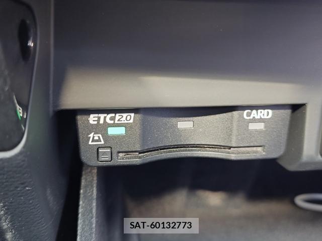 Audi S4 2019-06 8206425-13