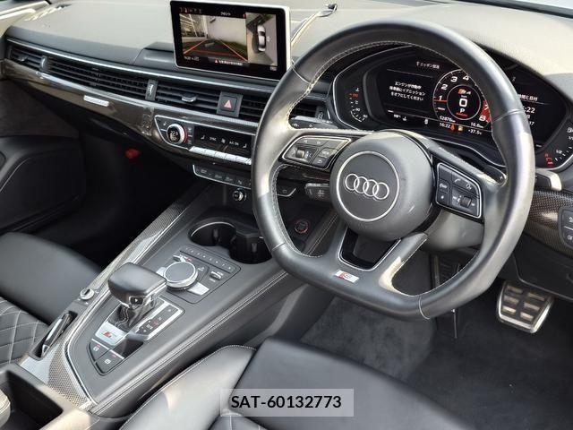 Audi S4 2019-06 8206425-1