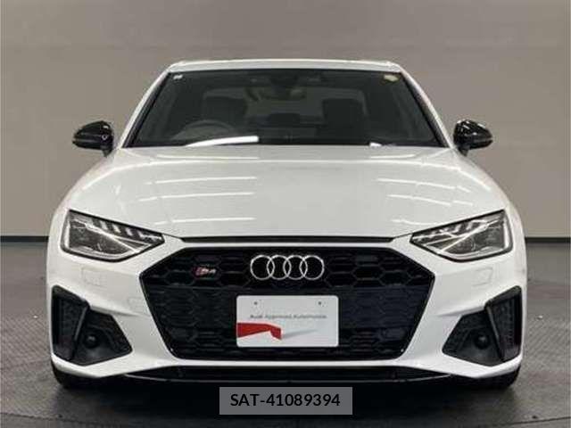 Audi S4 2021-06 8313184-2