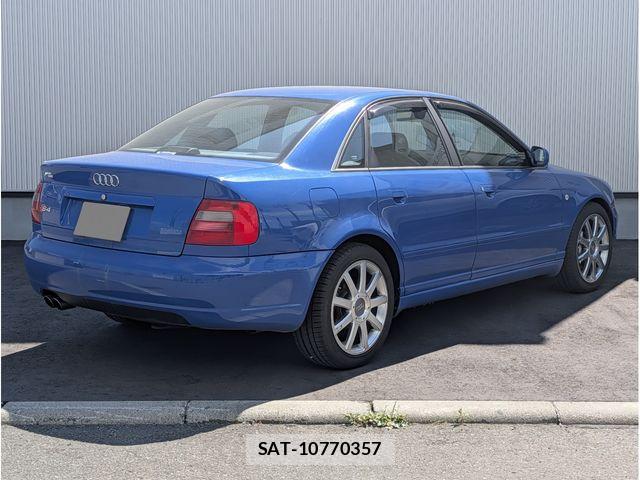 Audi S4 2000-01 8364847-1
