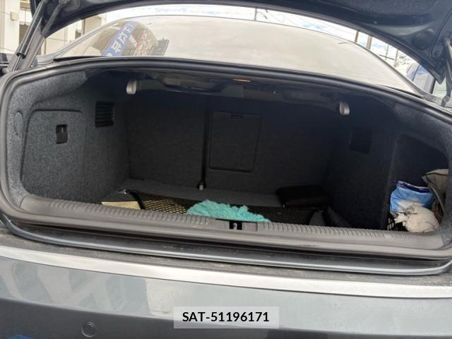 Audi S4 2006-05 8848283-10