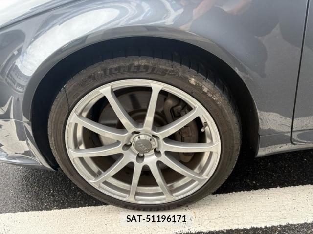 Audi S4 2006-05 8848283-6