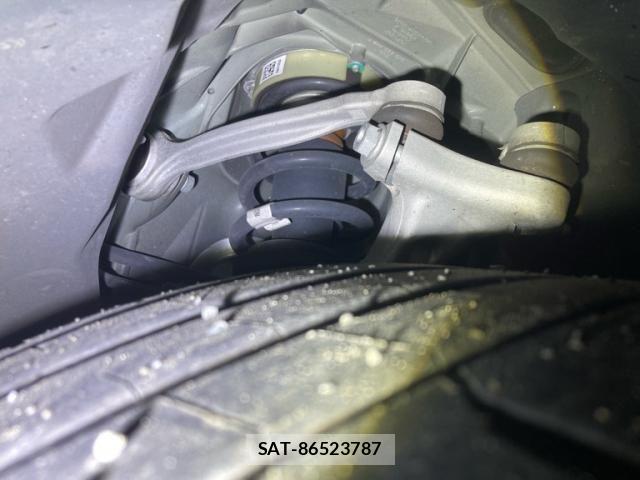 Audi S4 2021-02 8878761-11