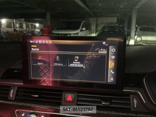 Audi S4 2021-02 8878761-21