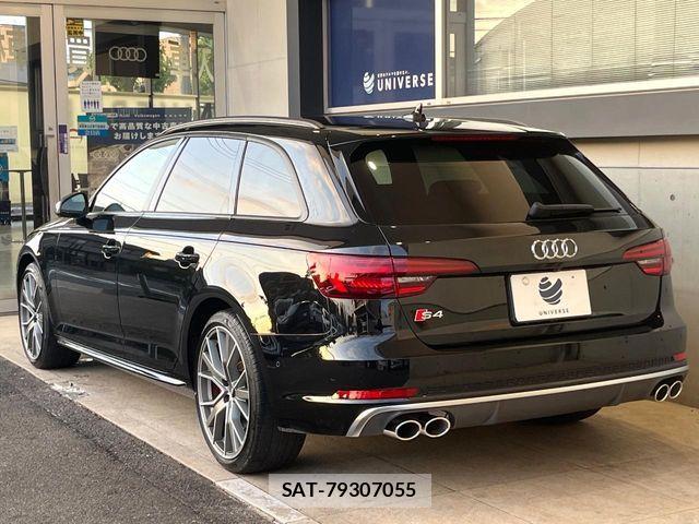 Audi S4 2019-07 7215065-16