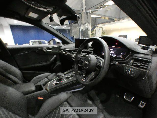 Audi S4 2017-07 7215063-11