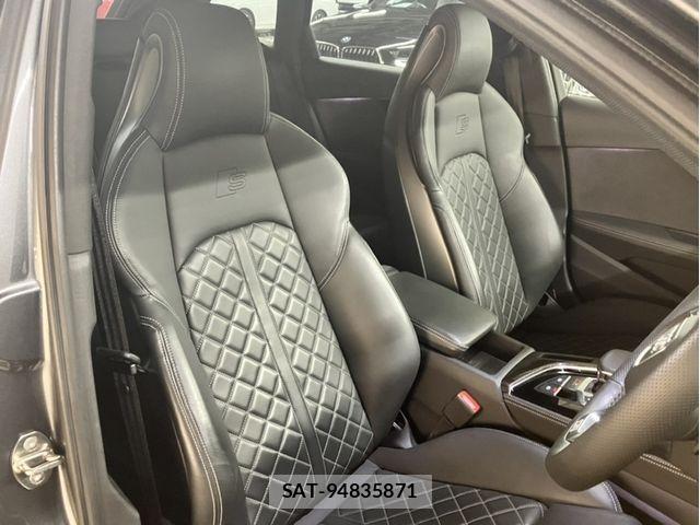 Audi S4 2021-10 7325778-10