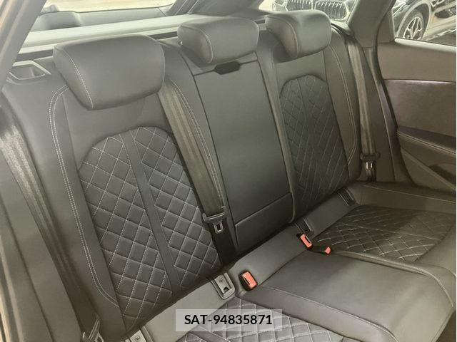 Audi S4 2021-10 7325778-12