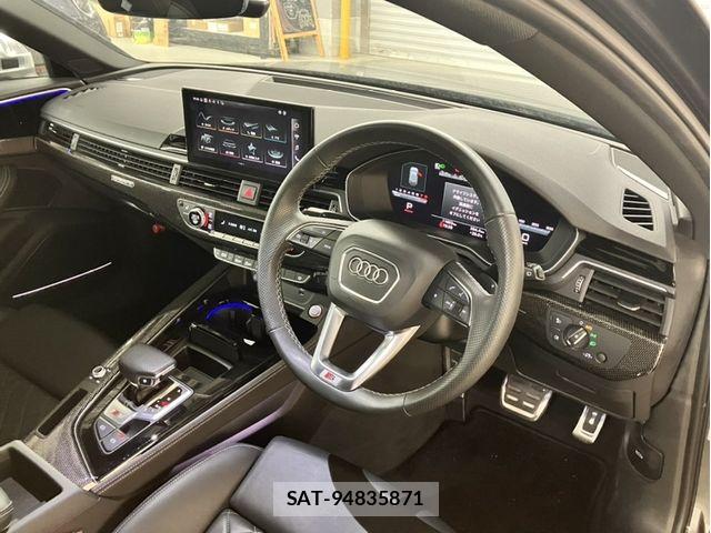 Audi S4 2021-10 7325778-1