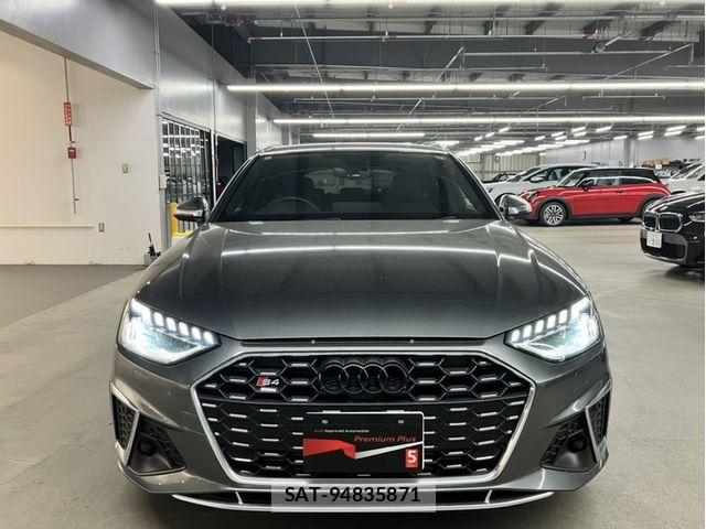 Audi S4 2021-10 7325778-3