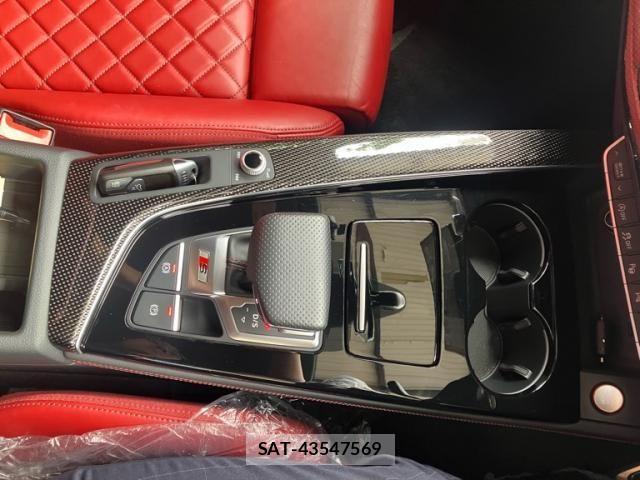 Audi S4 2021-04 7499616-17