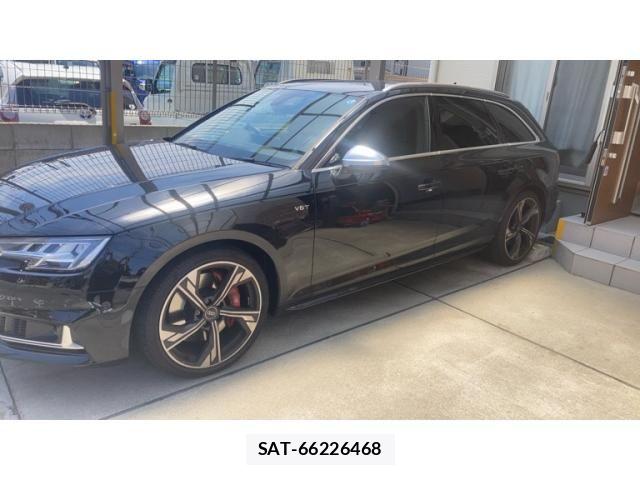 Audi S4 2017-10 7615109-1